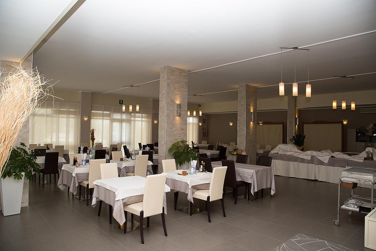 Hotel Umberto Rosolina Mare Εξωτερικό φωτογραφία